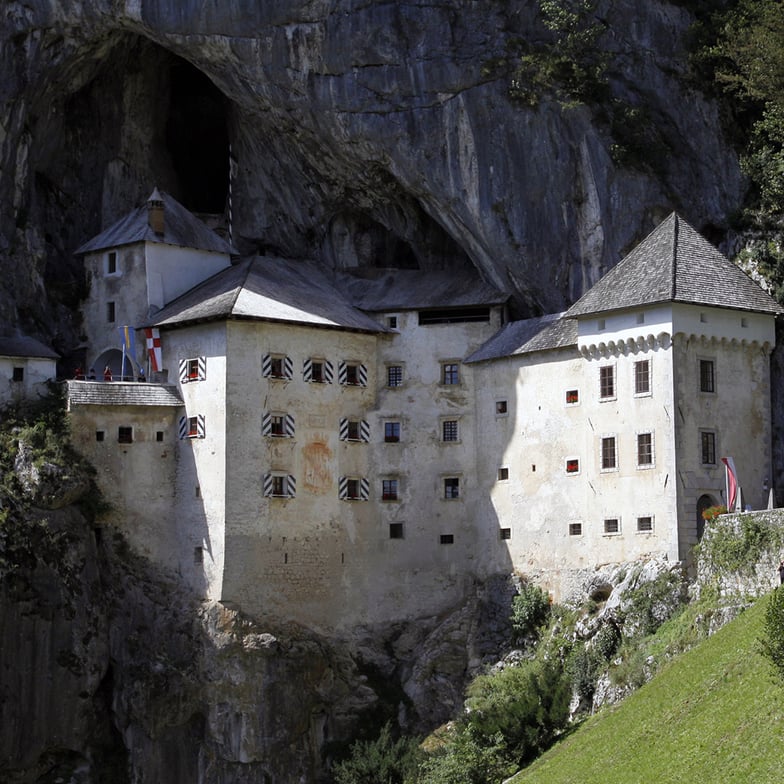 POSTOJNA CAVES